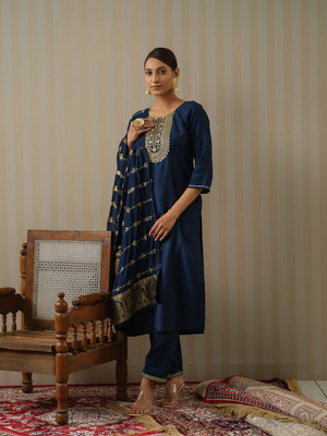 D W APPARELS Embroidered Kurta, Trouser/Pant & Dupatta Set