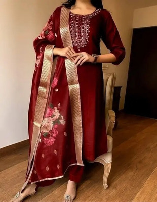 Wearpeach Embroidered Kurta, Trouser/Pant & Dupatta Set