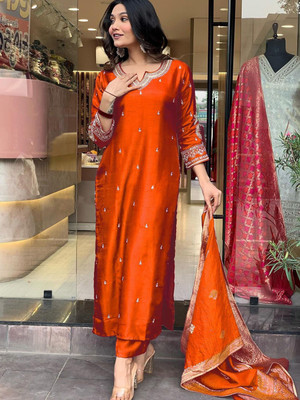 ETHICS FASHIONABLES Embroidered Kurta, Dhoti Pant & Dupatta Set