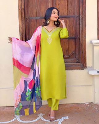 Rkcreartion Embroidered Kurta, Trouser/Pant & Dupatta Set
