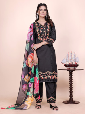 SHARARA CREATION Printed Kurta, Trouser/Pant & Dupatta Set