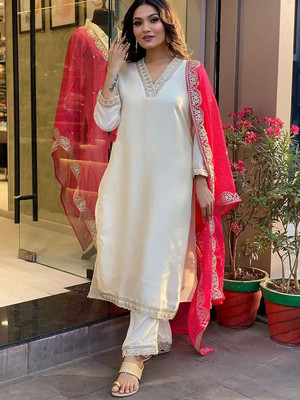 ShivWax Women Kurti Pant Dupatta Set