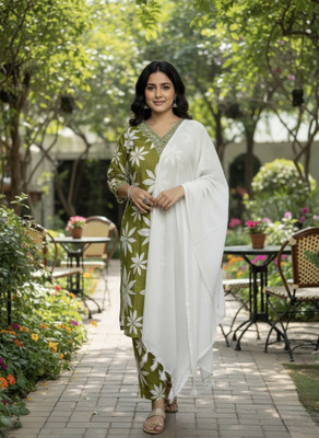 Fabricfetch Floral Print Kurta, Trouser/Pant & Dupatta Set