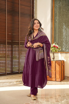 Simnilstudio Solid Kurta, Trouser/Pant & Dupatta Set