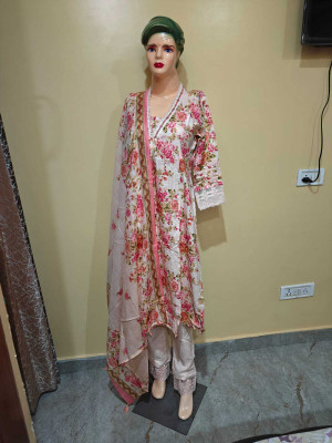 kaushlya collection Embellished Kurta, Trouser/Pant & Dupatta Set