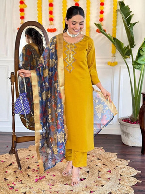 WELVISS Embroidered Kurta, Salwar & Dupatta Set