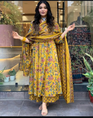 SHREE KSHETRAPAL CREATION Embroidered Kurta, Trouser/Pant & Dupatta Set