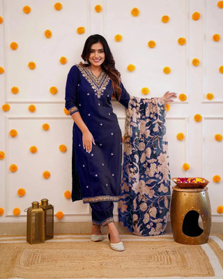 PILUDI Embroidered Kurta, Salwar & Dupatta Set