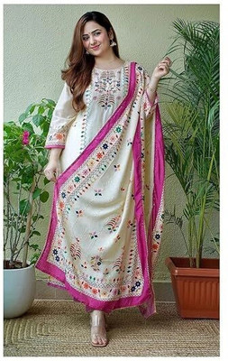 Misskurti Printed Kurta, Trouser/Pant & Dupatta Set