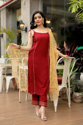 INDI INSIDE Embellished, Solid Kurta, Trouser/Pant & Dupatta Set