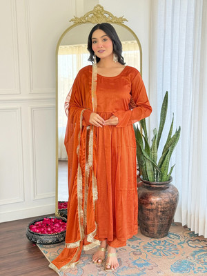 VHCLOTHES Woven Kurta, Salwar & Dupatta Set