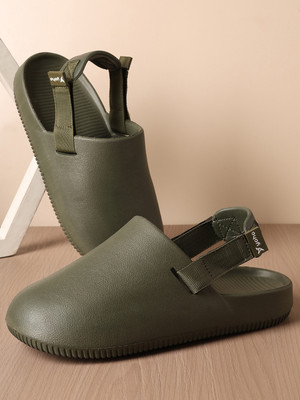 yoho Men Clogs(Olive , 7)