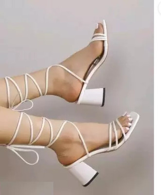 Fashion Tails Women Heels(White , 7)