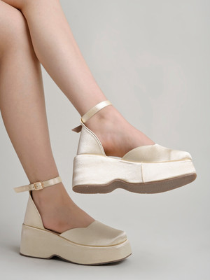 Stylestry Women Wedges(Gold , 8)