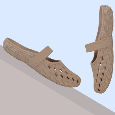 CATBIRD Women Clogs(Beige , 8)