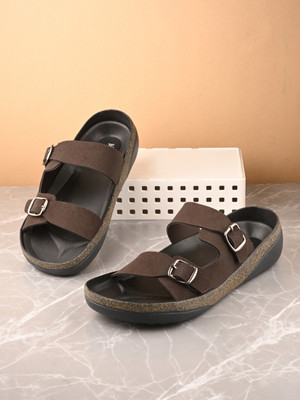 Roadster Men Sandals(Brown , 6)