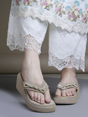 NZS Women Wedges(Beige , 4)