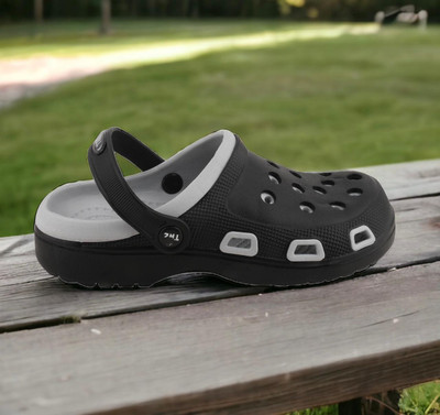 TRZ Men Clogs(Black , 8)