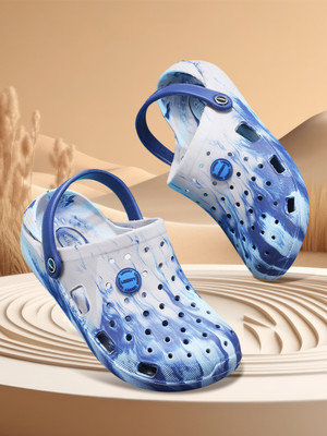 LIBERTY Men Clogs(Multicolor , 10)