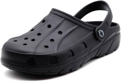 RED TAPE Men Black Clogs