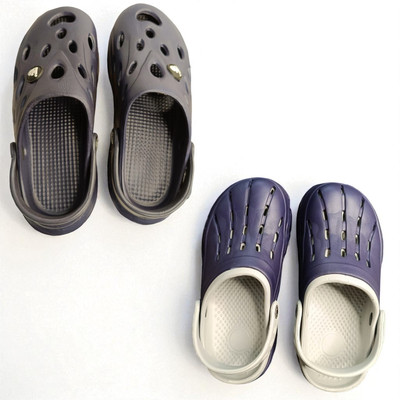Monrav Men Clogs(Black, Navy , 7)
