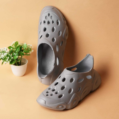 Footsace Men Clogs(Grey , 8)