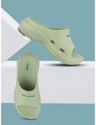 GRX Women Clogs(Grey , 8)