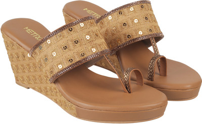 METRO Women Wedges(Gold , 8)