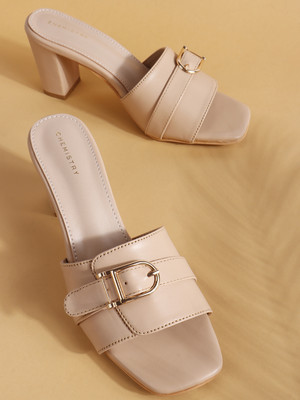 CHEMISTRY Women Heels(Off White , 3)