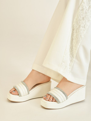 Hitway Girls Slip-on Wedges(White , 17yr And Above)