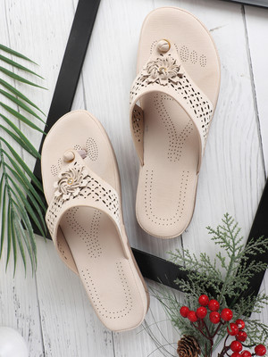 GoodFeet Women Flats(Off White , 8)
