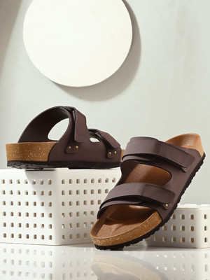 UNDERROUTE Stylish Dual Strap Buckle Design Men Sandals(Maroon , 9)