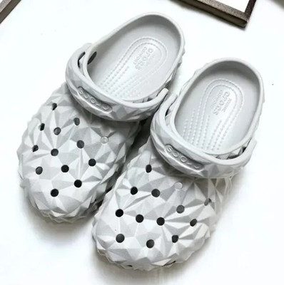 Auto Moxco Men Clogs(Grey , 9)