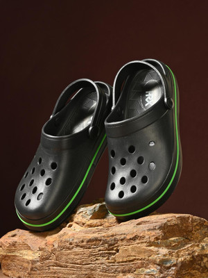 HRX by Hrithik Roshan Men Clogs(Black , 6)