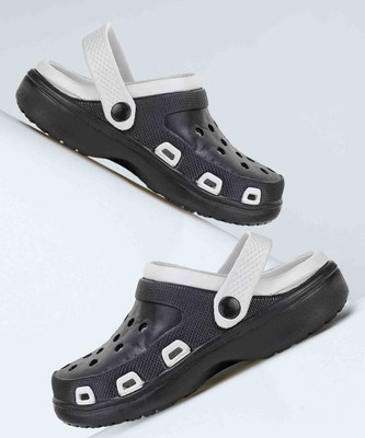 DRACKFOOT Men Slides(Grey , 8)