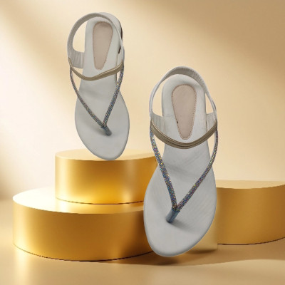 Dream Makers Women Heels(White , 7)