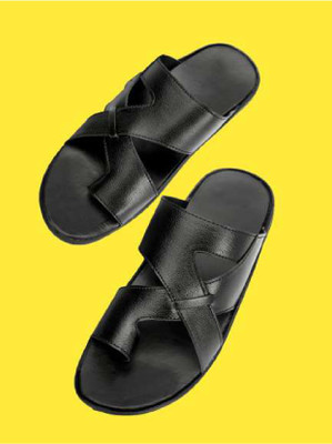 Lyo Eager Men Sandals(Black , 8)