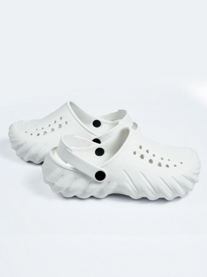 Roadster Men Clogs(White , 10)