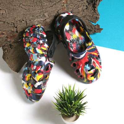 Begone Men Clogs(Multicolor , 6)
