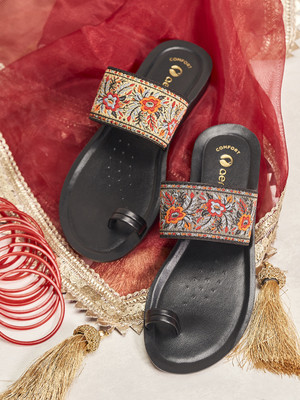 Aeroblu Women Flats(Black , 7)