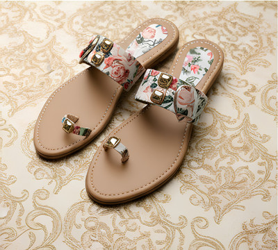 Shadow X Women Flats(Beige , 8)