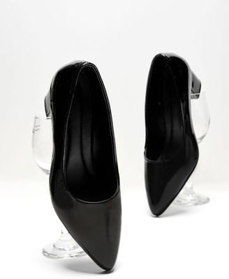 CORSICA Women Heels(Black , 7)