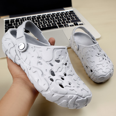 PM TRADERS Men Clogs(Grey , 7)