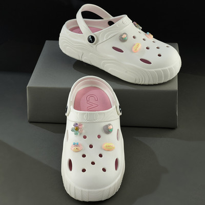 CAMPUS Women Clogs(White , 6)