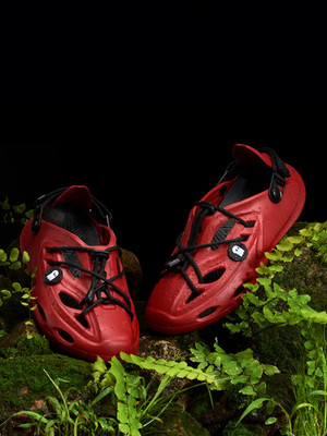 The Souled Store Men Clogs(Red , 9)