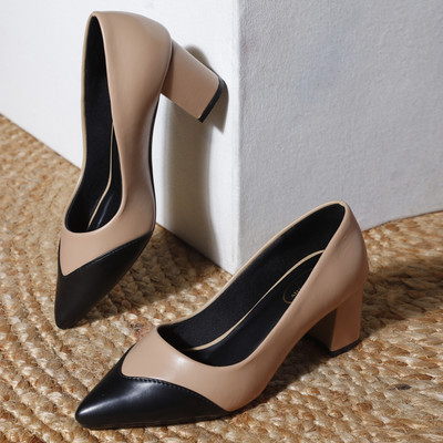 CHEMISTRY Women Heels(Beige , 6)