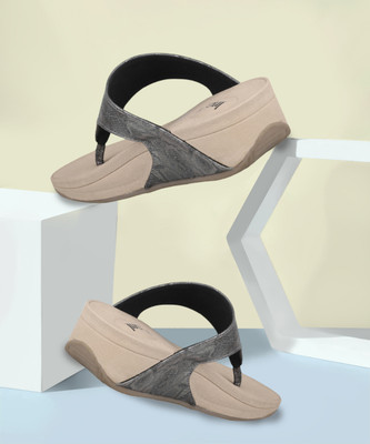 Inc.5 Women Wedges(Grey , 8)