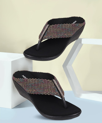 MOCHI Women Wedges(Black , 3)