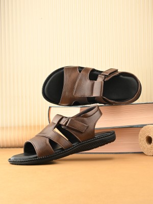 FOOTLOOSE Men Sandals(Brown , 7)