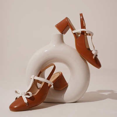 jm looks Women Heels(Tan , 7)